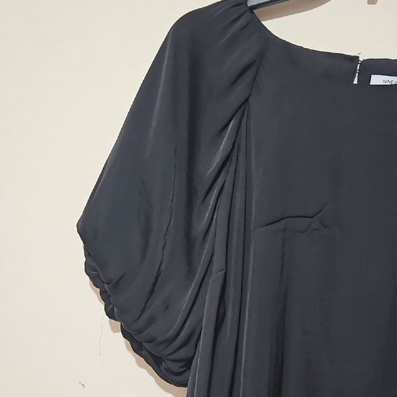 EUC Nine West Black Blouse with Puff Sleeves - Picture 2 of 10